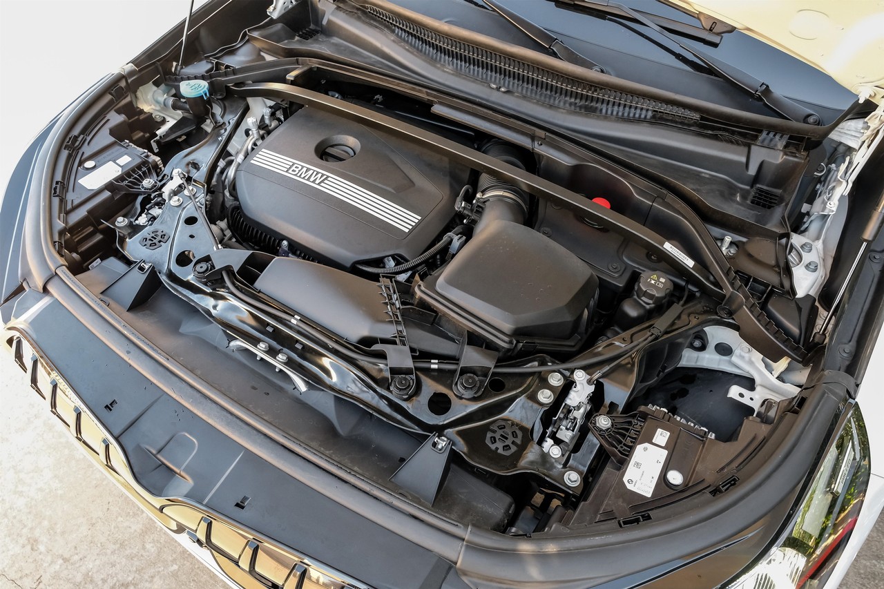 BMW X1 Vehicle Main Gallery Image 56