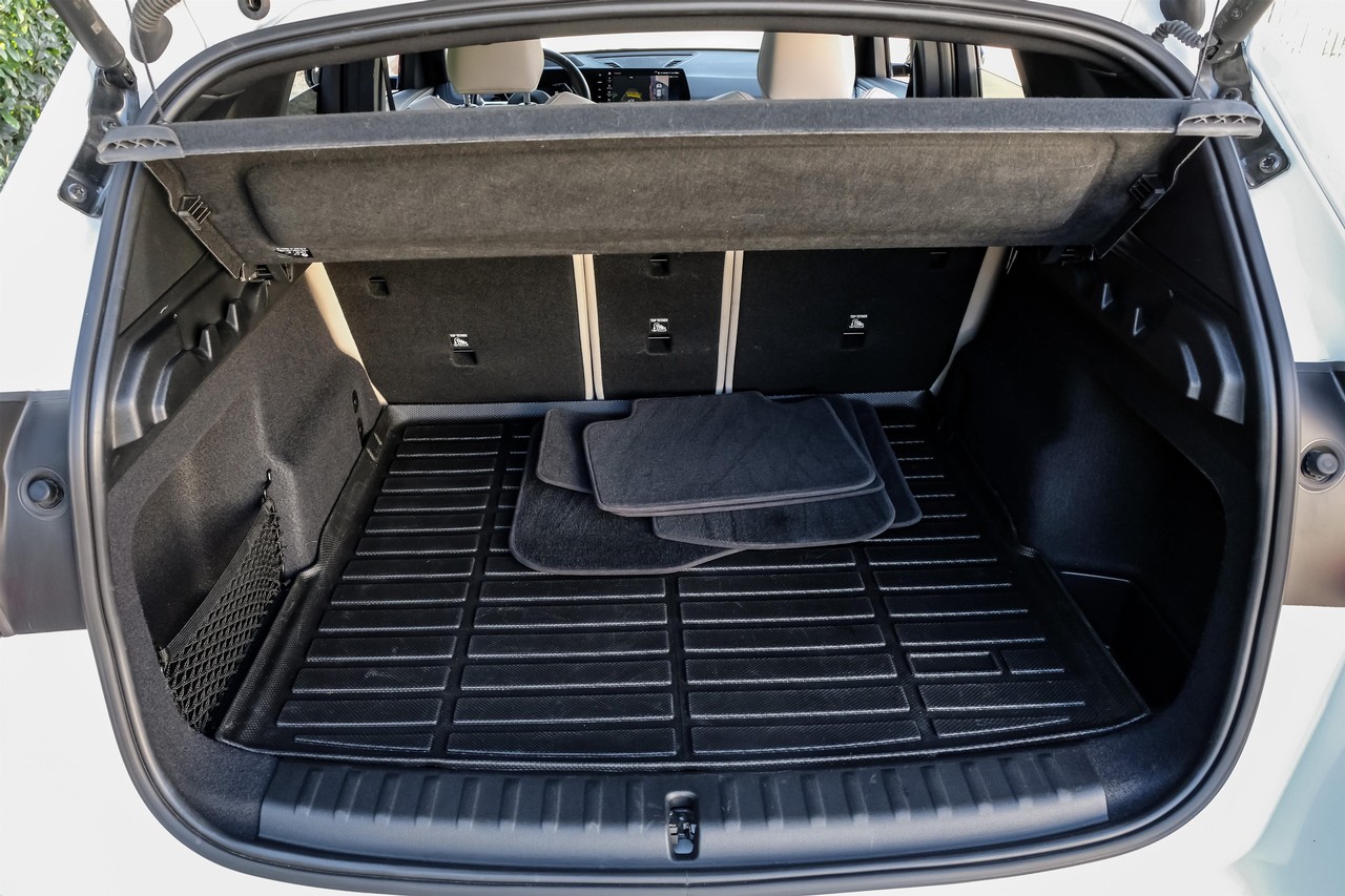 BMW X1 Vehicle Main Gallery Image 60