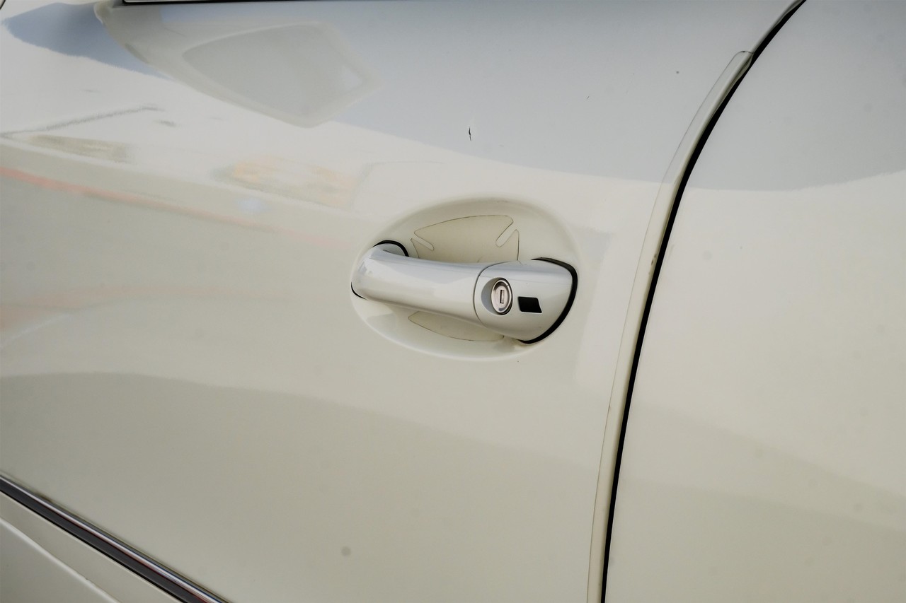 Mercedes-Benz M-Class Vehicle Main Gallery Image 41