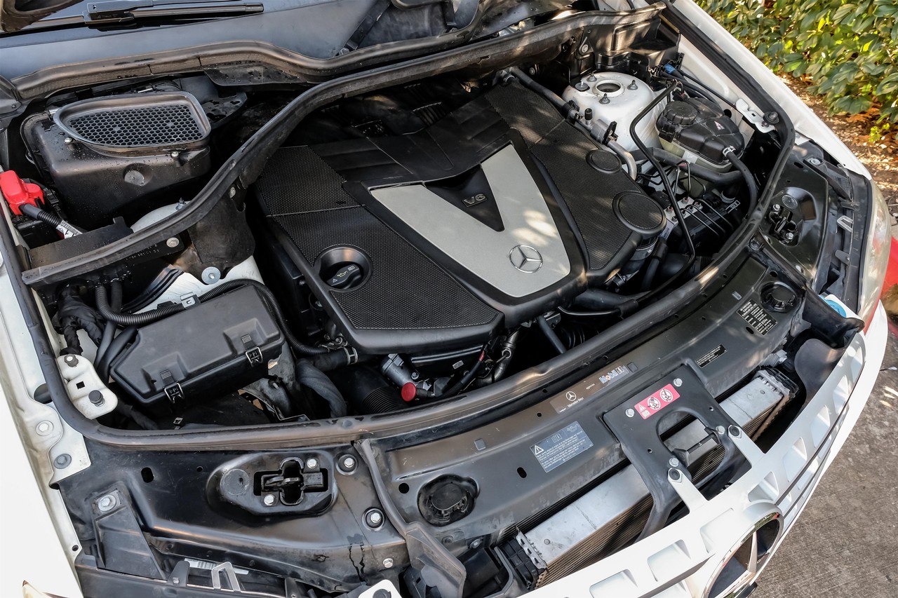 Mercedes-Benz M-Class Vehicle Main Gallery Image 52