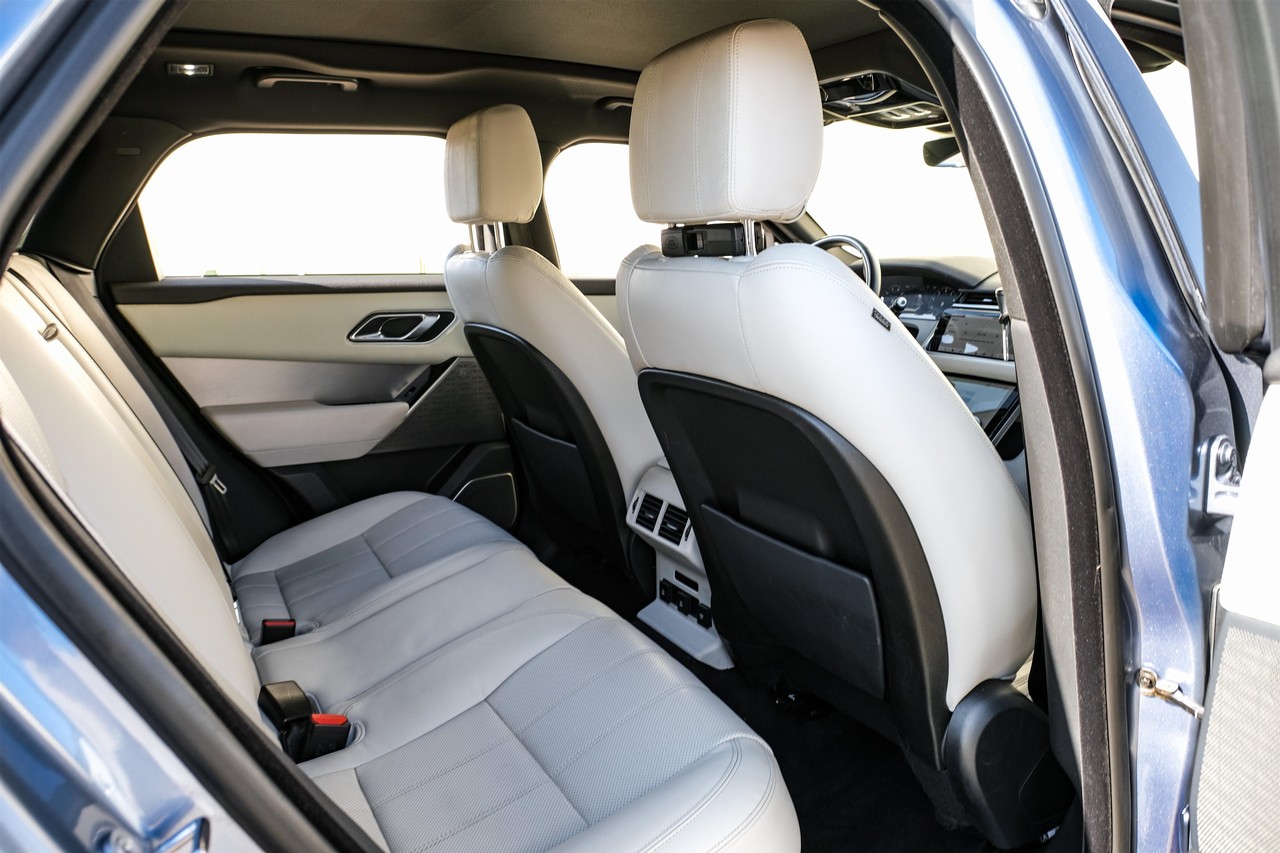 Land Rover Range Rover Velar Vehicle Main Gallery Image 36