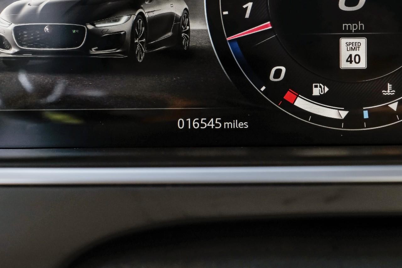 Jaguar F-Type Vehicle Main Gallery Image 18