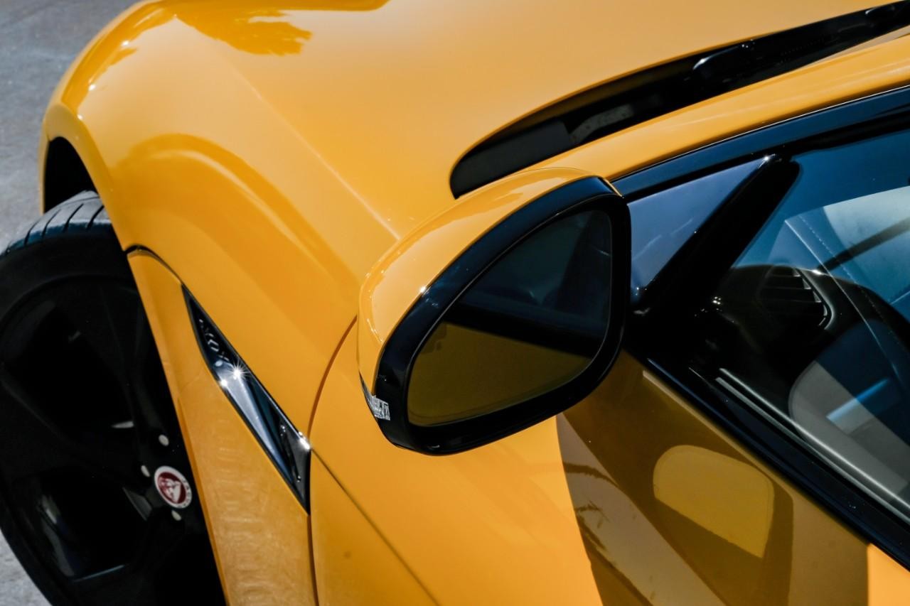 Jaguar F-Type Vehicle Main Gallery Image 35