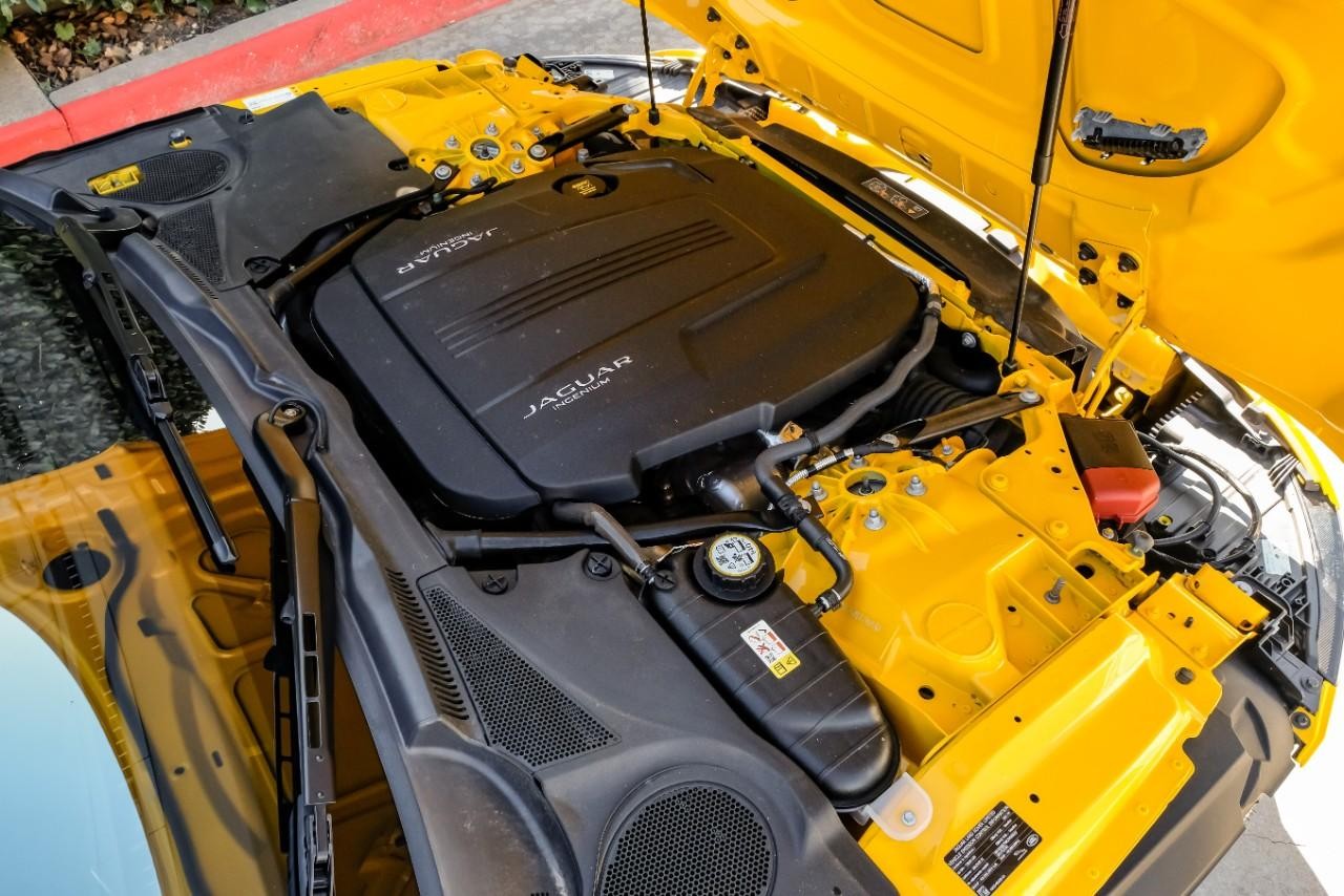 Jaguar F-Type Vehicle Main Gallery Image 43