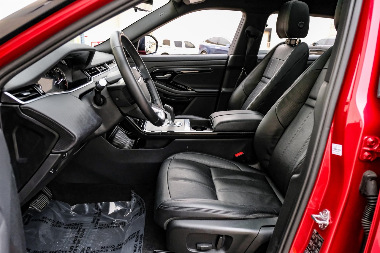 Land Rover Range Rover Evoque Vehicle Main Gallery Image 04