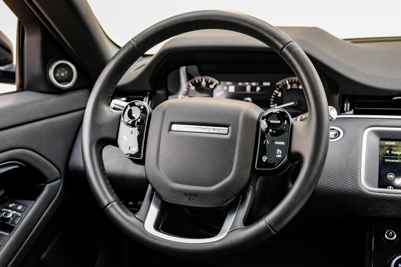 Land Rover Range Rover Evoque Vehicle Main Gallery Image 17