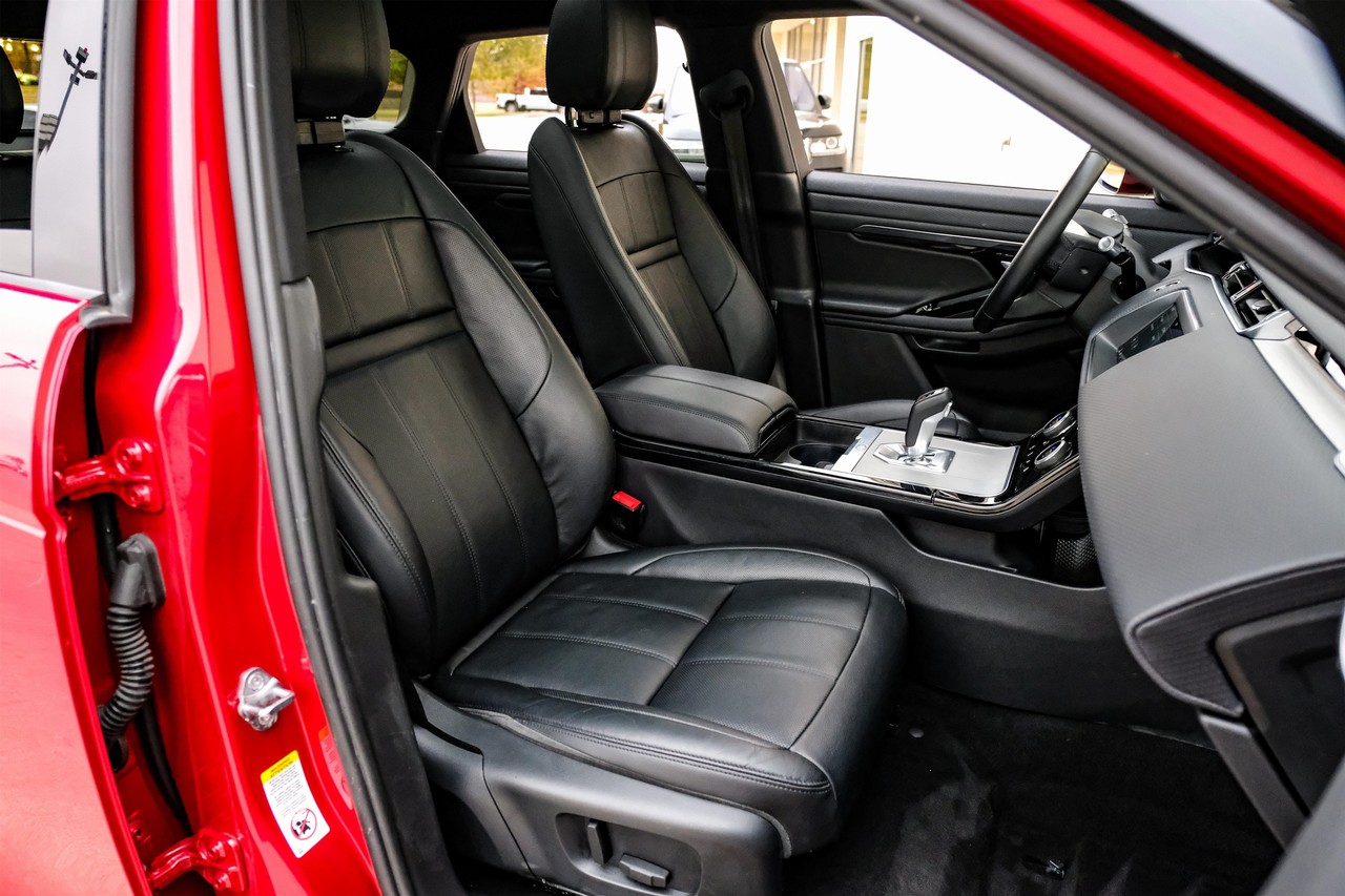 Land Rover Range Rover Evoque Vehicle Main Gallery Image 32