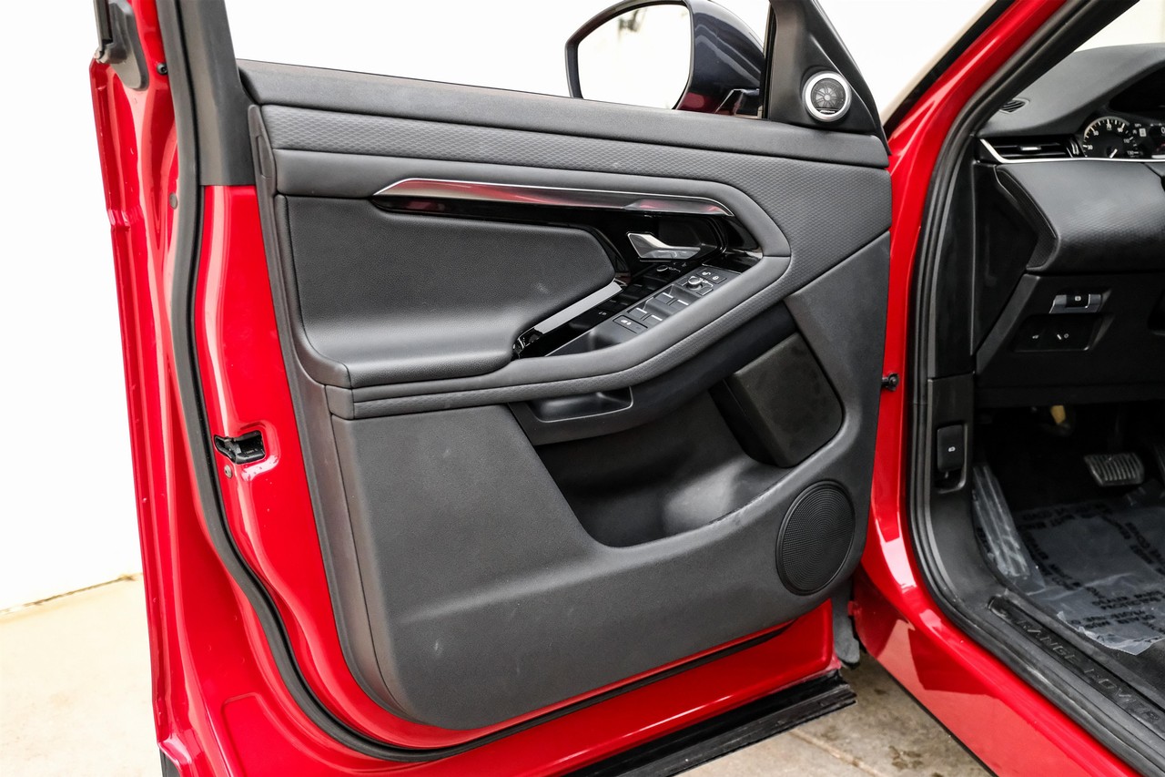 Land Rover Range Rover Evoque Vehicle Main Gallery Image 39