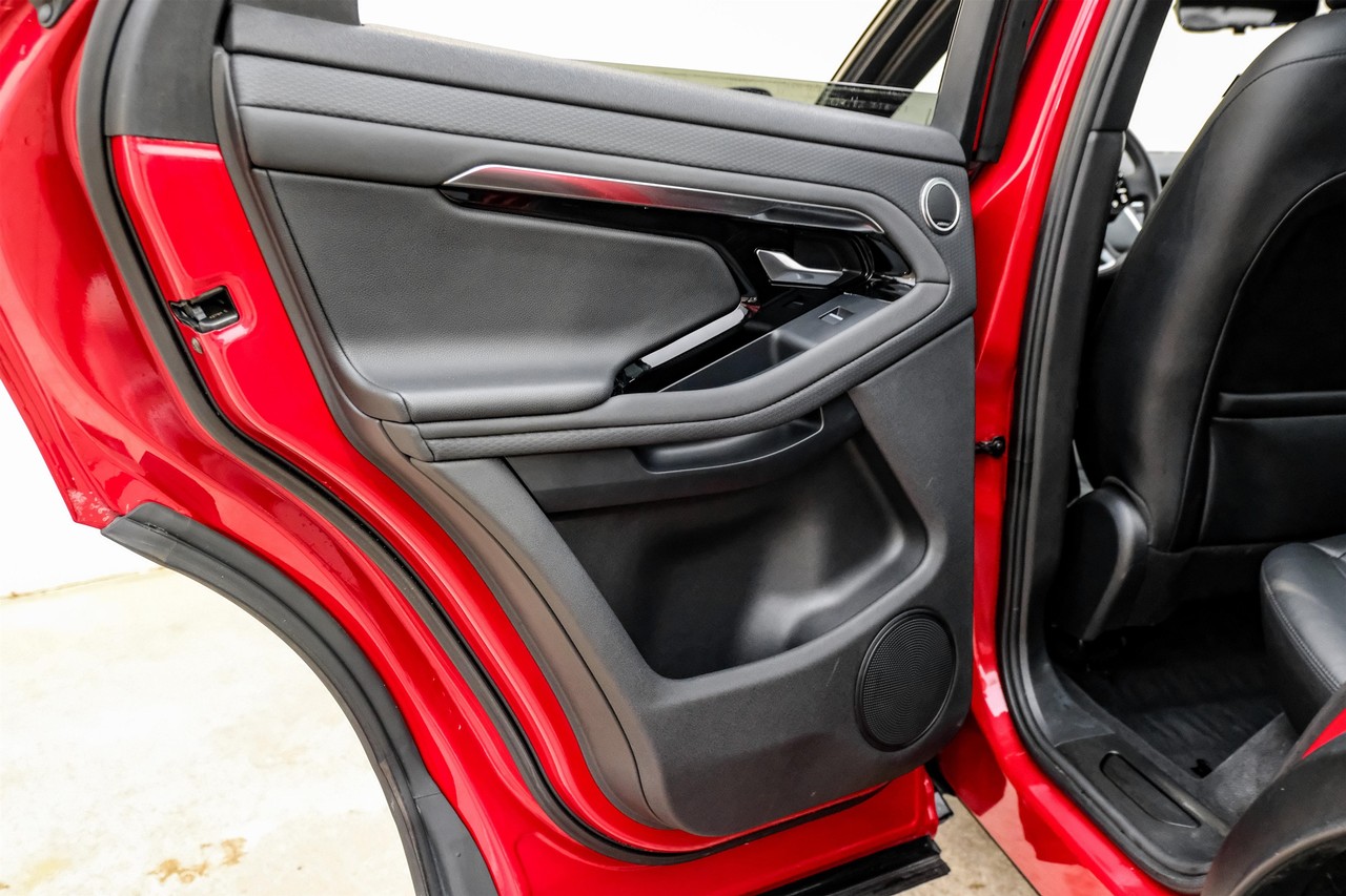 Land Rover Range Rover Evoque Vehicle Main Gallery Image 42