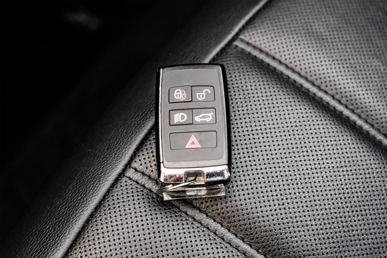 Land Rover Range Rover Evoque Vehicle Main Gallery Image 52