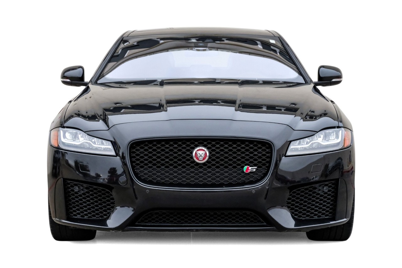 Jaguar XF Vehicle Main Gallery Image 06