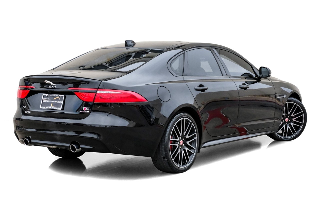 Jaguar XF Vehicle Main Gallery Image 09