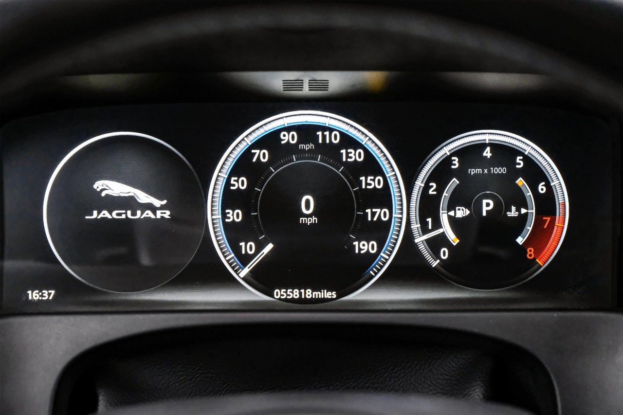 Jaguar XF Vehicle Main Gallery Image 20