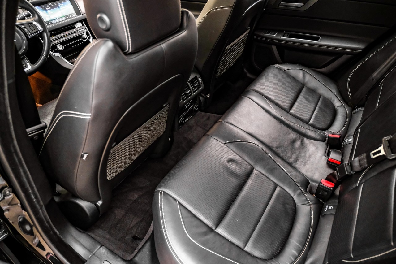 Jaguar XF Vehicle Main Gallery Image 37