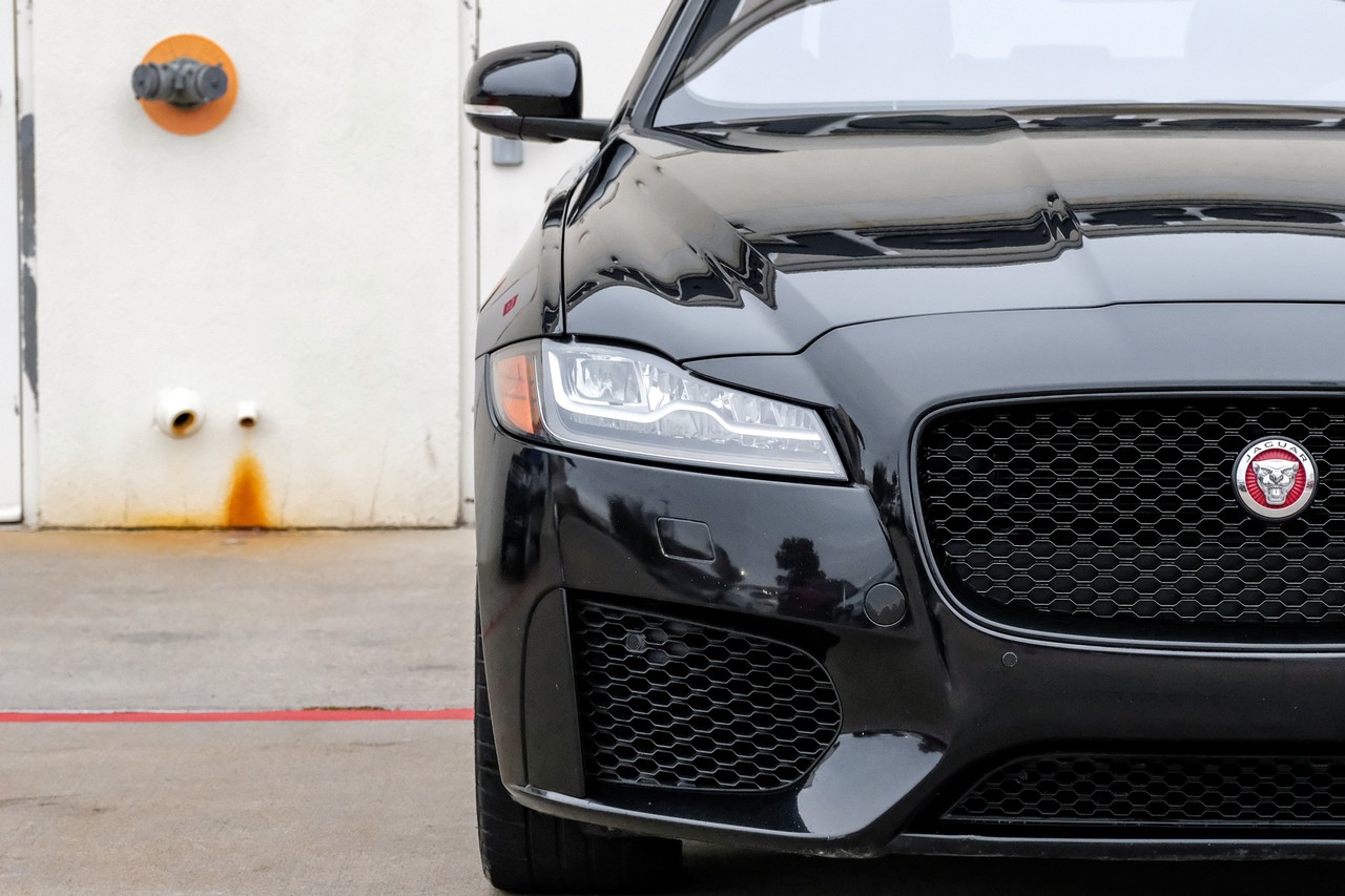 Jaguar XF Vehicle Main Gallery Image 46