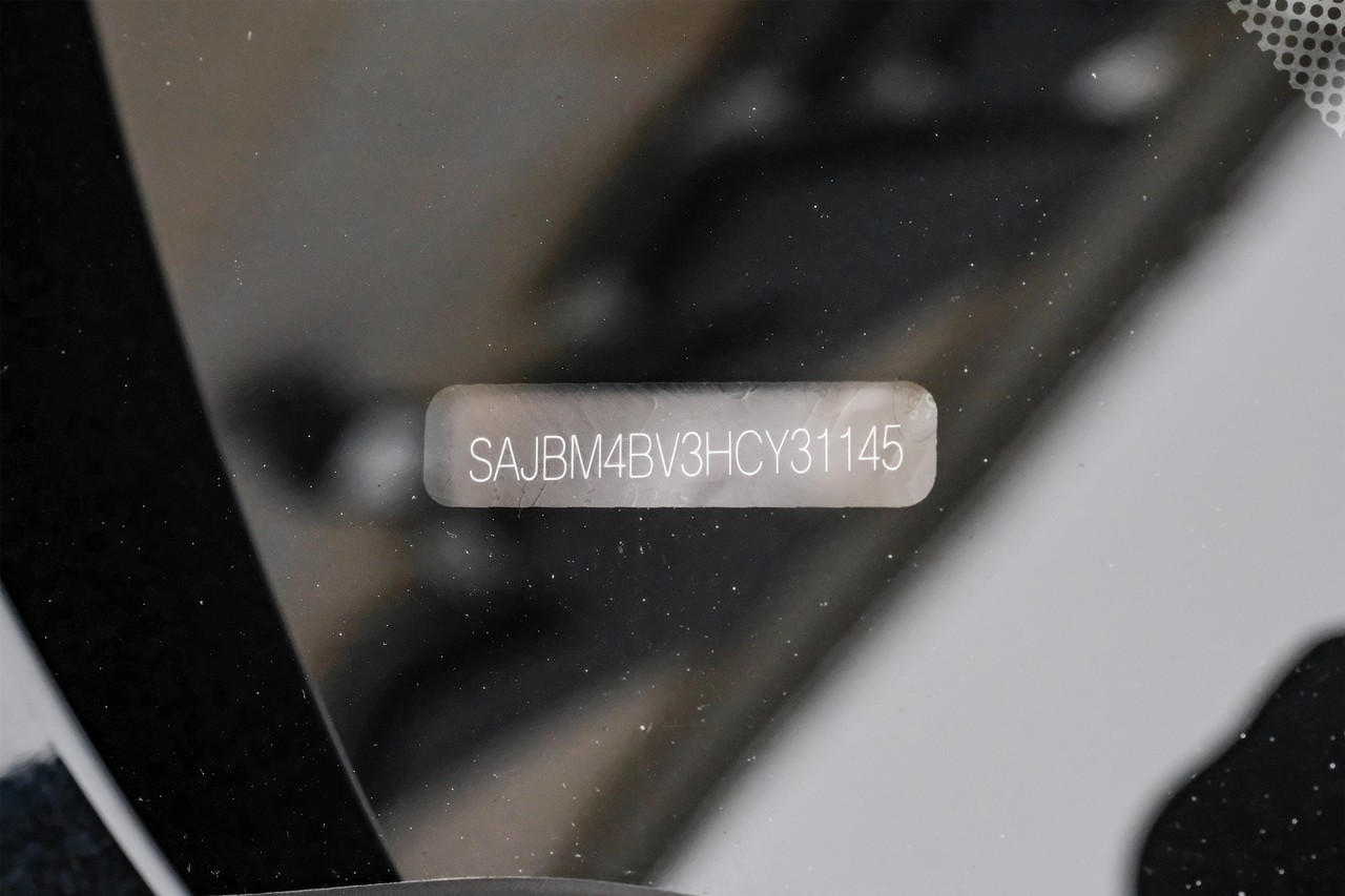 Jaguar XF Vehicle Main Gallery Image 54