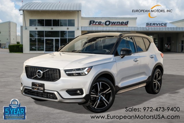 Volvo XC40 R-Design Panoramic Sunroof Lane Keep Assist Blind Spot Monitor Navigat - Plano TX