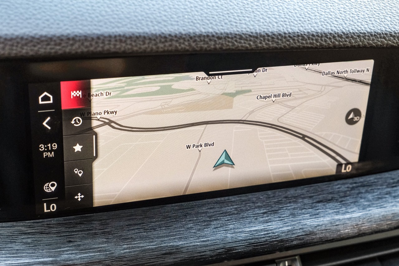 Alfa Romeo Stelvio Vehicle Main Gallery Image 20