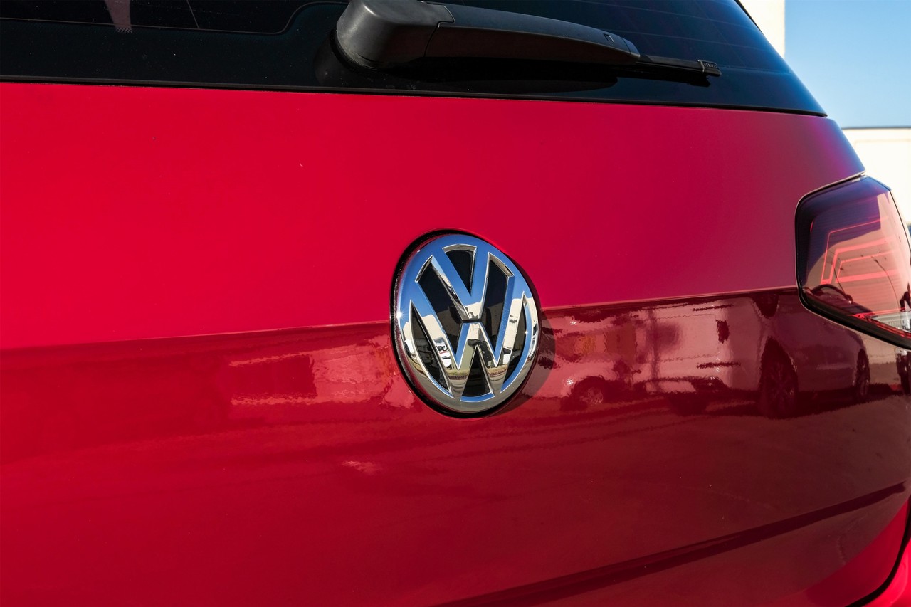 Volkswagen Golf GTI Vehicle Main Gallery Image 52