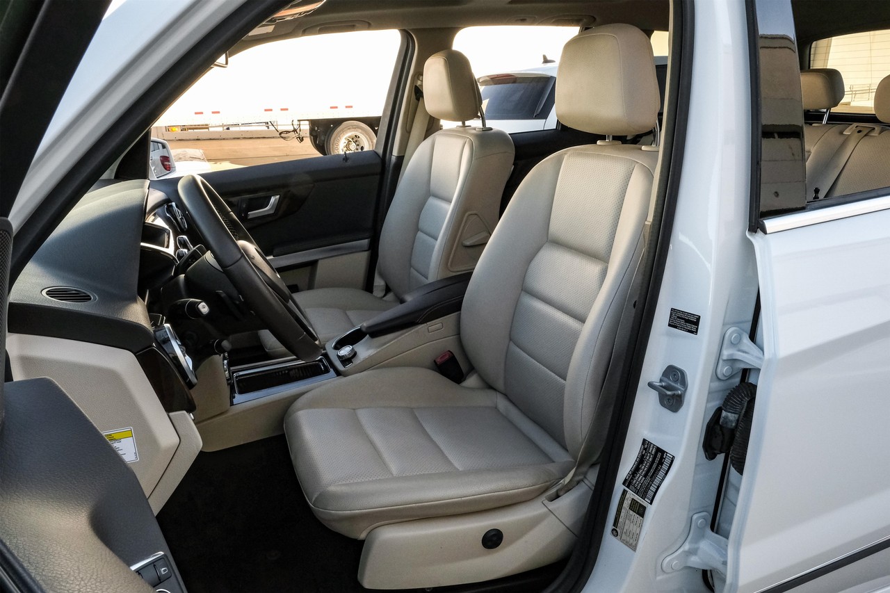 Mercedes-Benz GLK 350 Vehicle Main Gallery Image 31