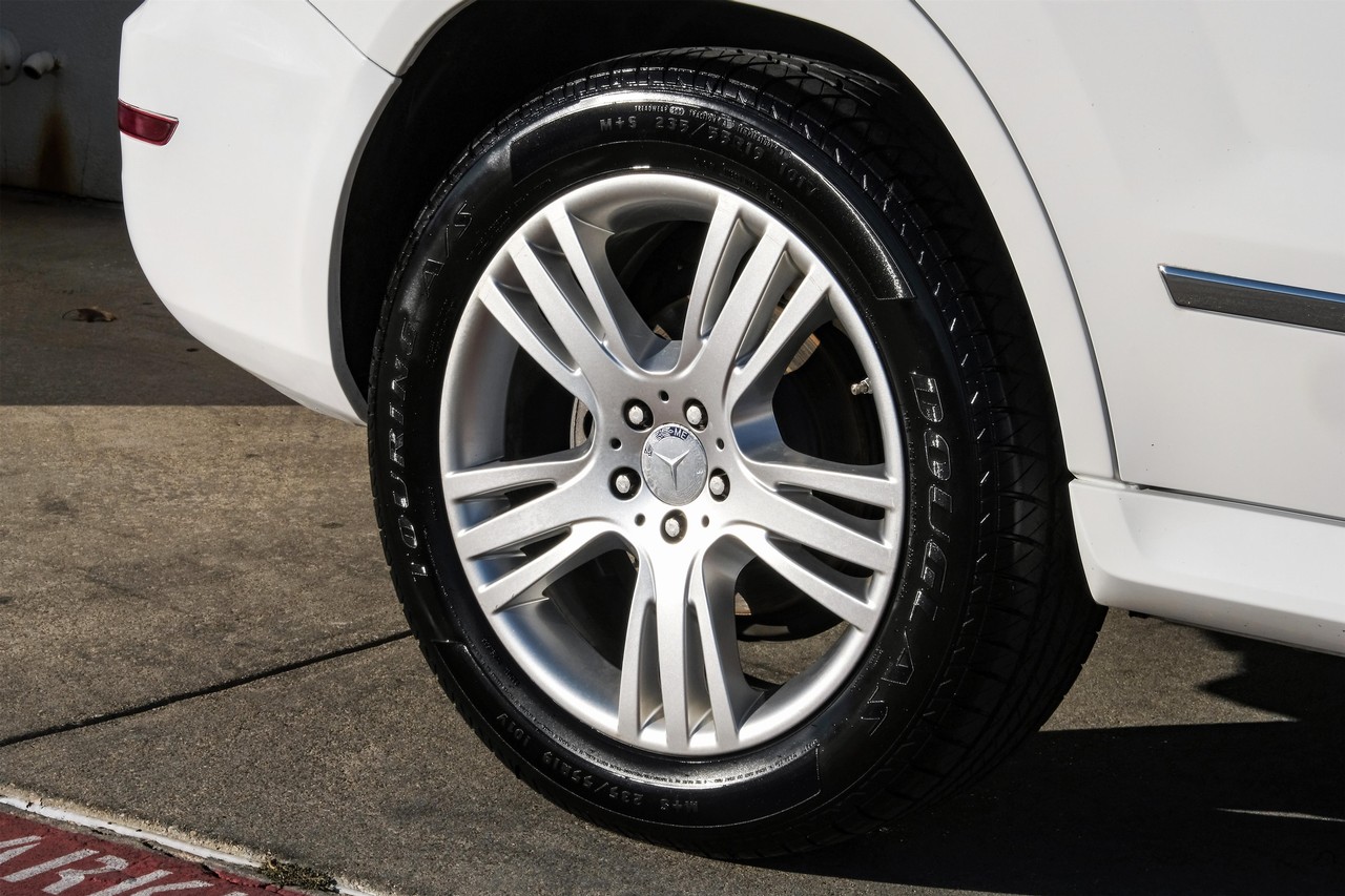 Mercedes-Benz GLK 350 Vehicle Main Gallery Image 53