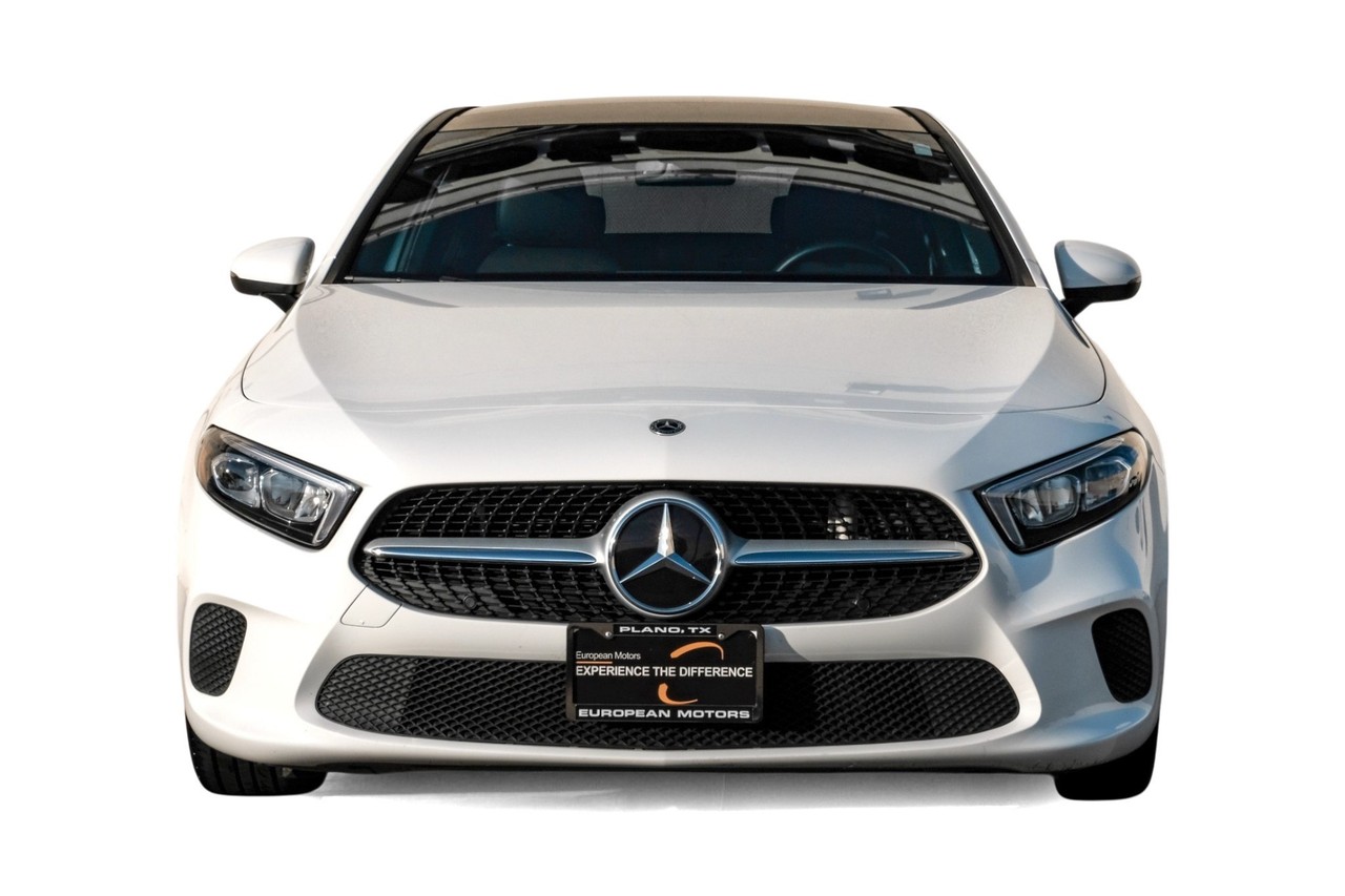 Mercedes-Benz A 220 Vehicle Main Gallery Image 06