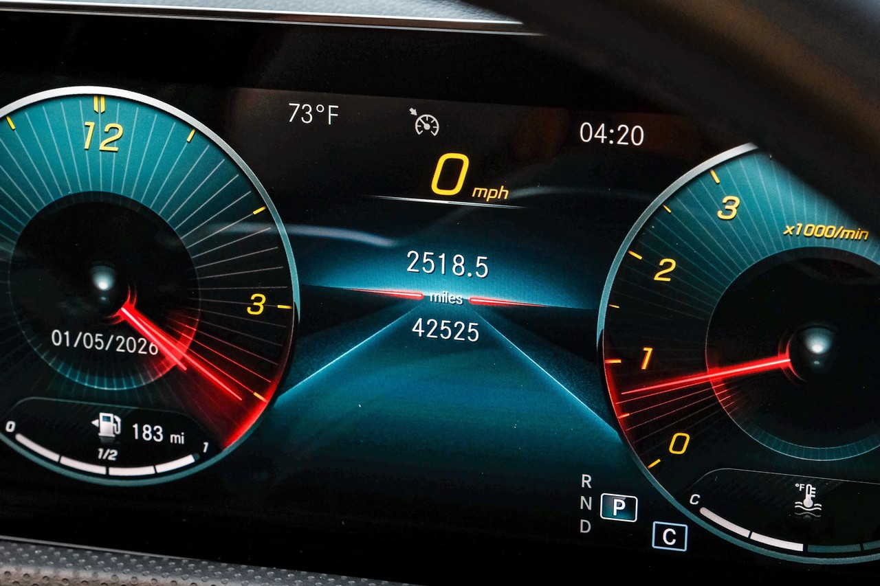 Mercedes-Benz A 220 Vehicle Main Gallery Image 21