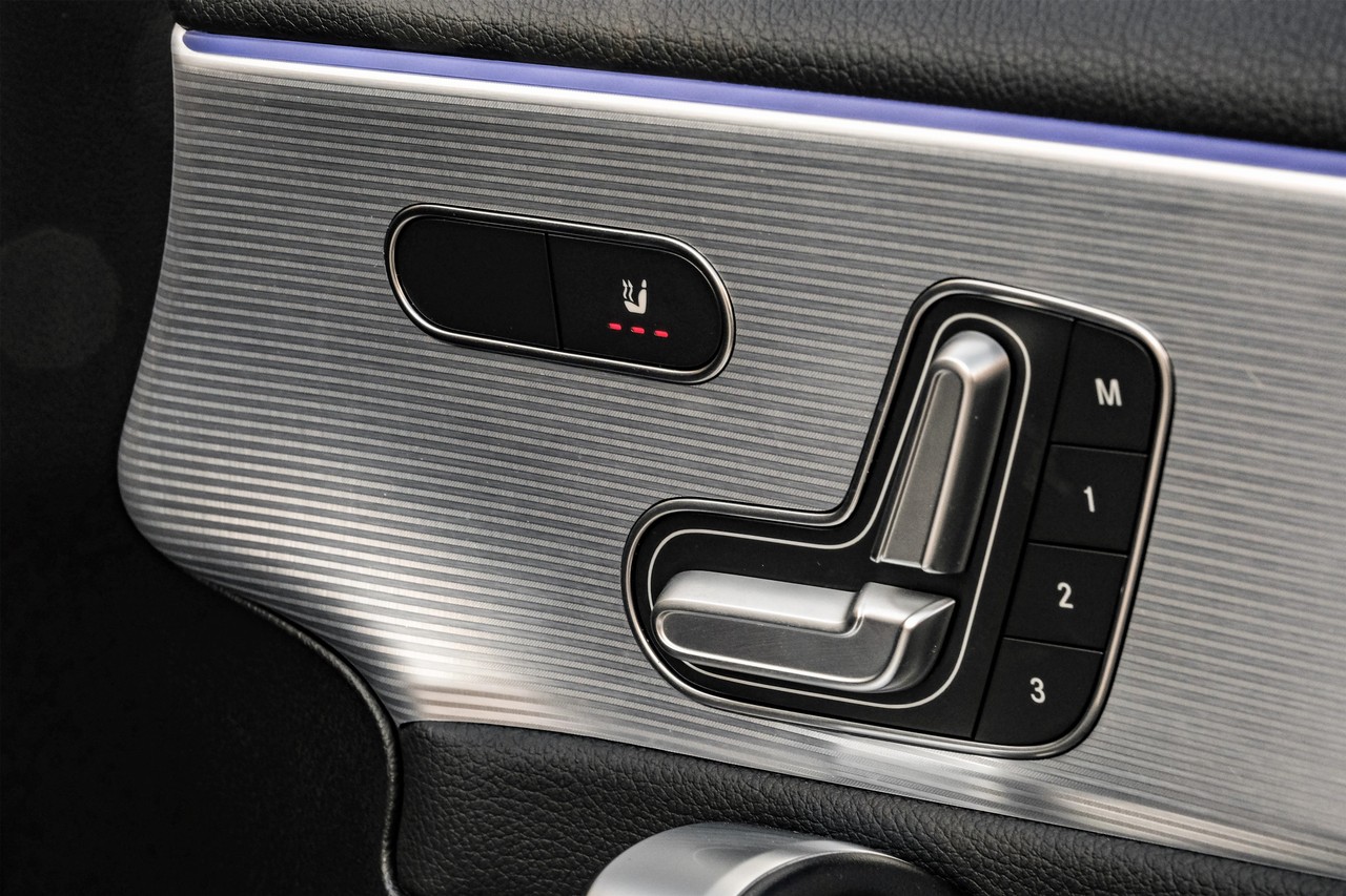 Mercedes-Benz A 220 Vehicle Main Gallery Image 46