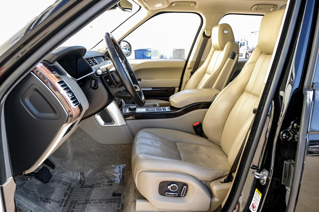 Land Rover Range Rover Vehicle Main Gallery Image 04