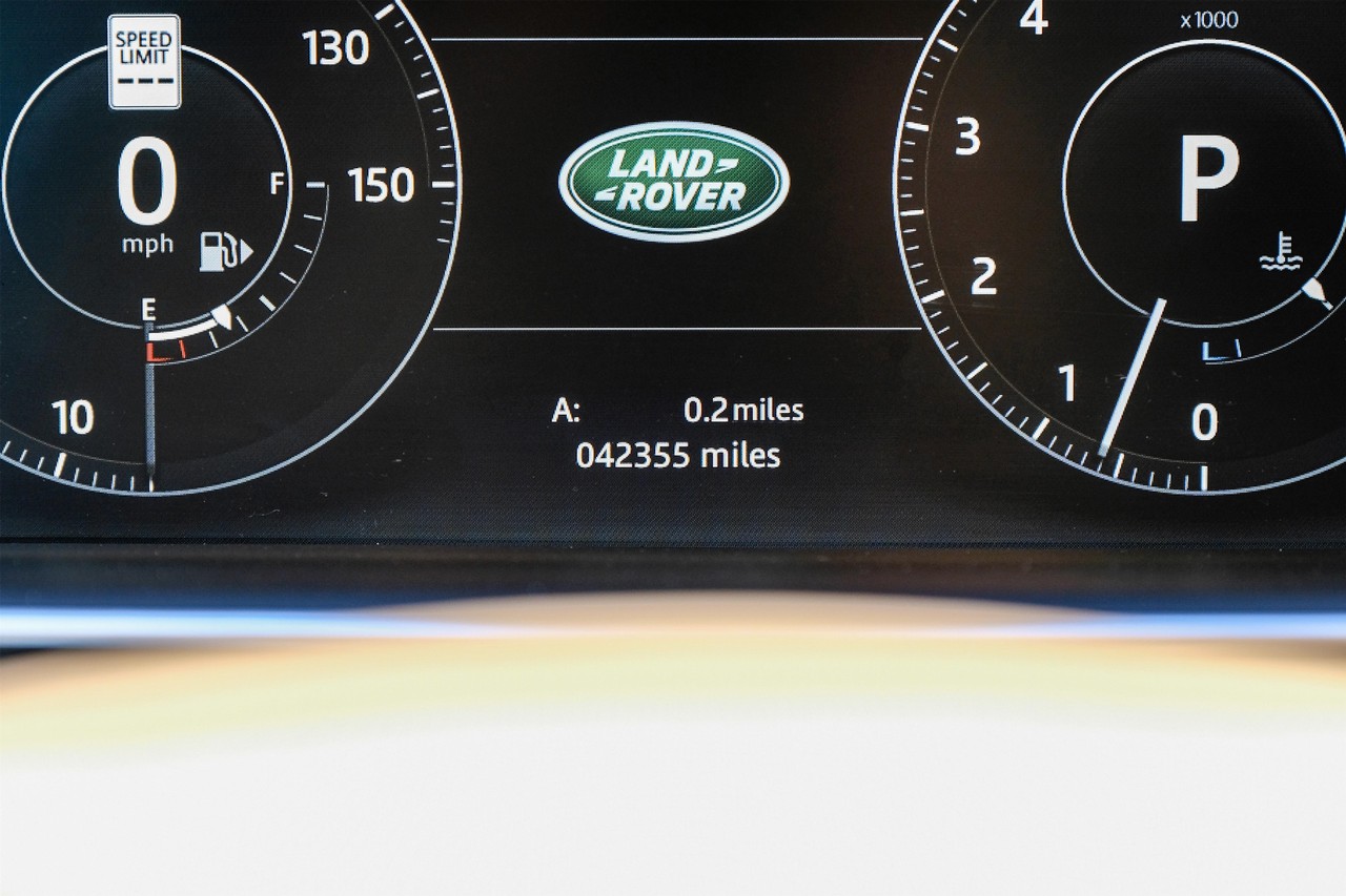 Land Rover Range Rover Vehicle Main Gallery Image 21