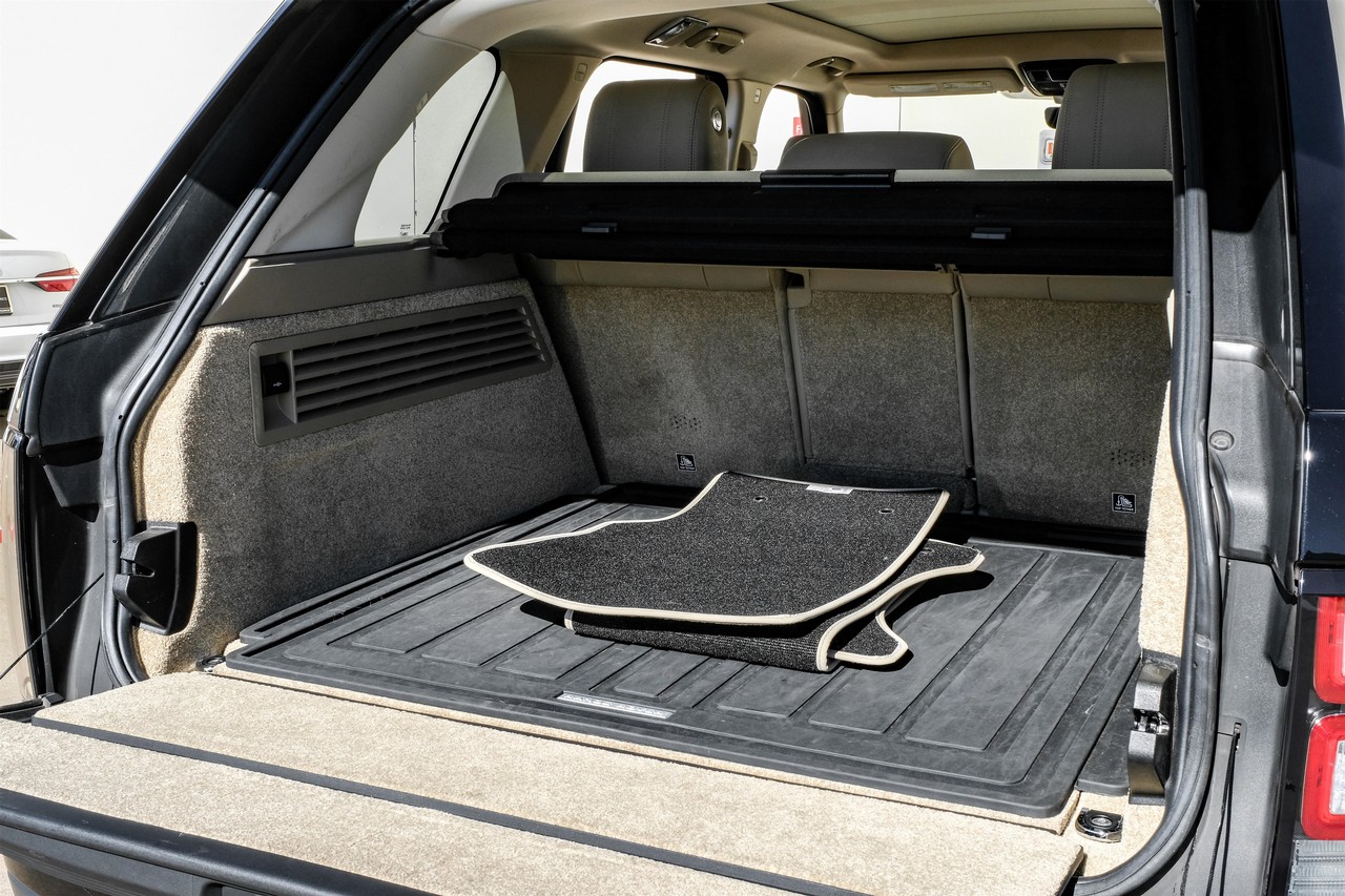 Land Rover Range Rover Vehicle Main Gallery Image 48