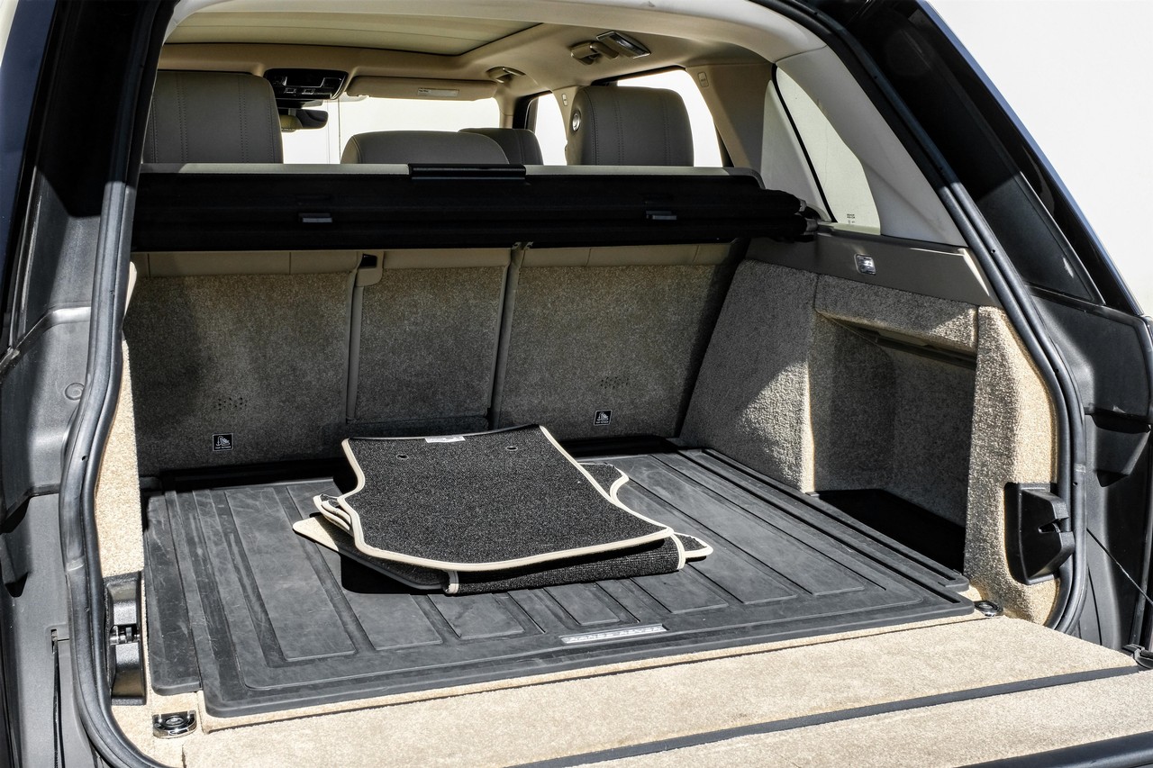 Land Rover Range Rover Vehicle Main Gallery Image 49