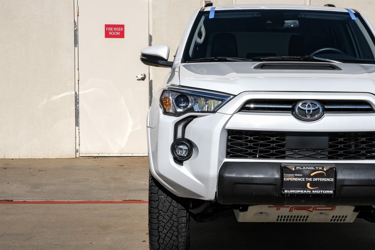 Toyota 4Runner Vehicle Main Gallery Image 44