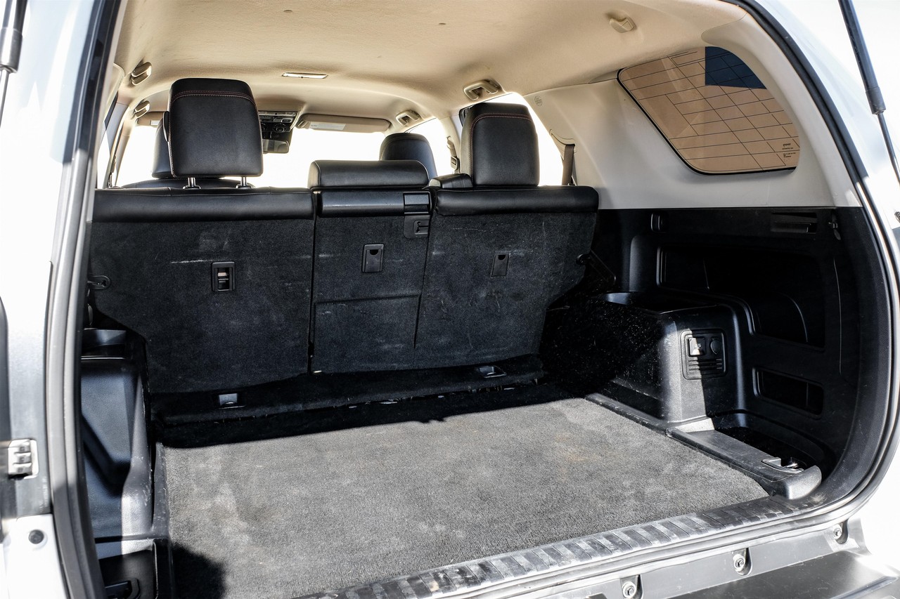 Toyota 4Runner Vehicle Main Gallery Image 47