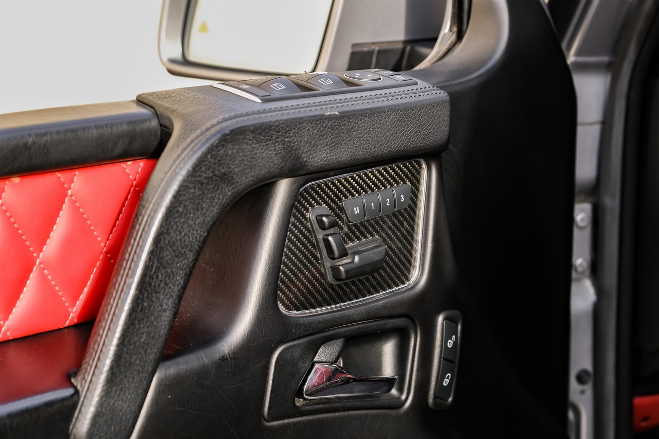 Mercedes-Benz G 63 AMG Vehicle Main Gallery Image 42