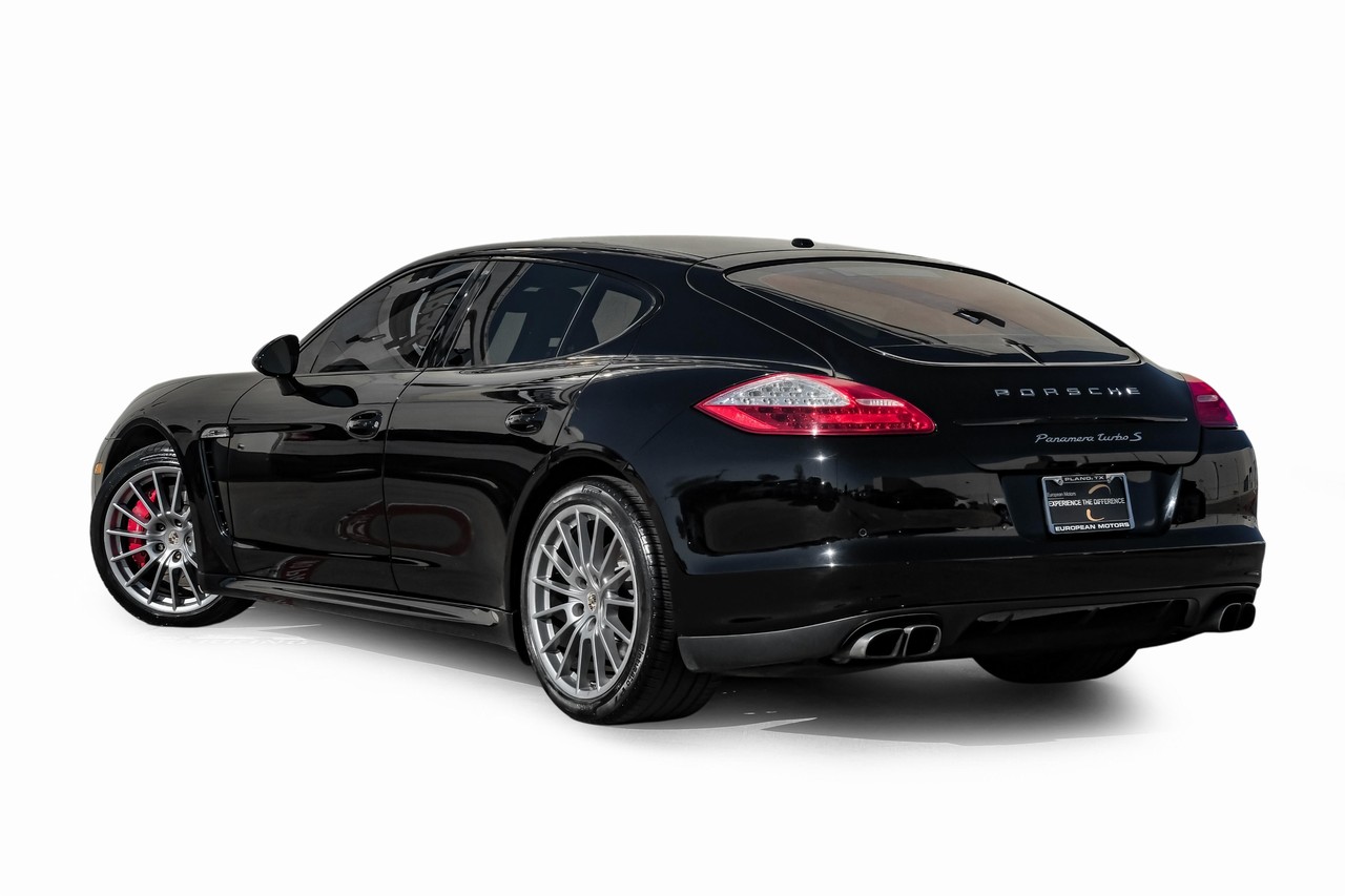 Porsche Panamera Vehicle Main Gallery Image 11