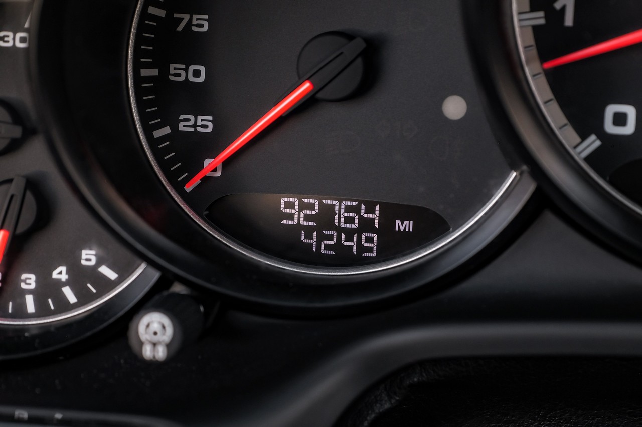 Porsche Panamera Vehicle Main Gallery Image 23