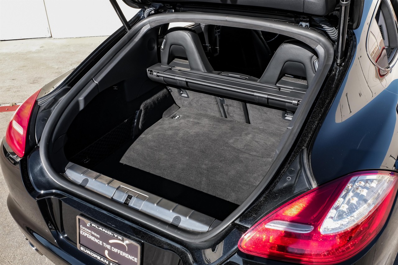 Porsche Panamera Vehicle Main Gallery Image 59