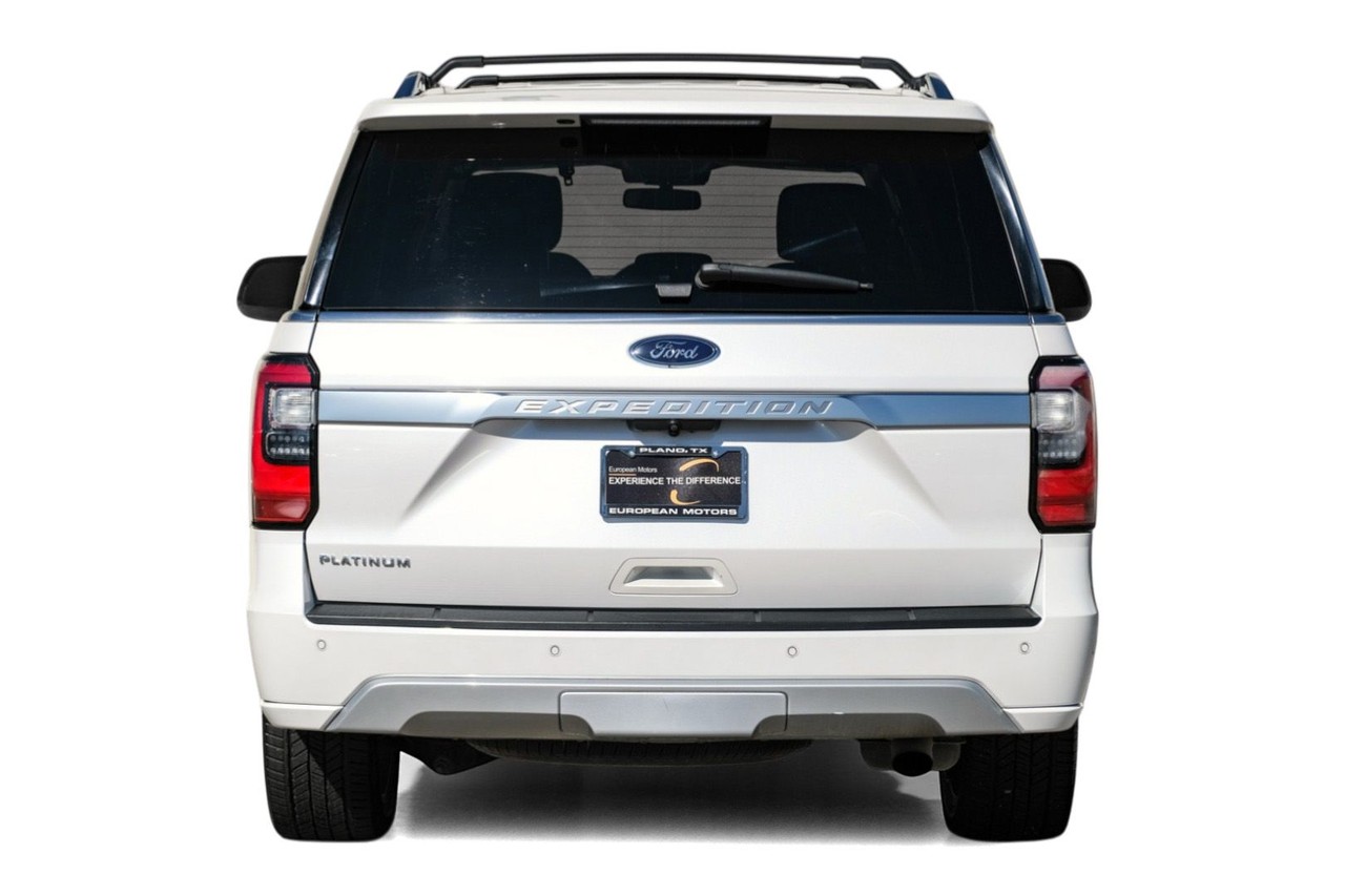 Ford Expedition Vehicle Main Gallery Image 10