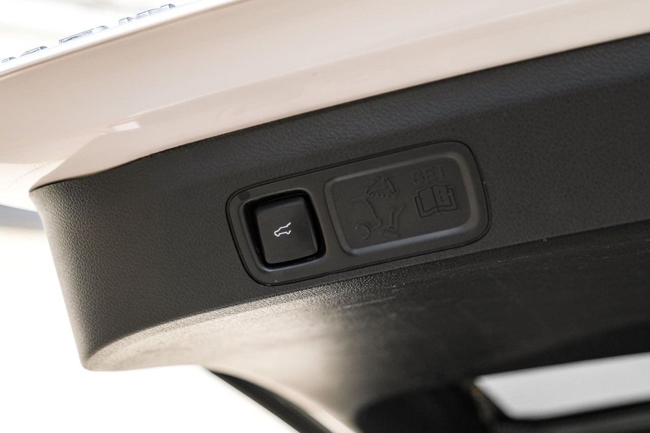 Ford Expedition Vehicle Main Gallery Image 53