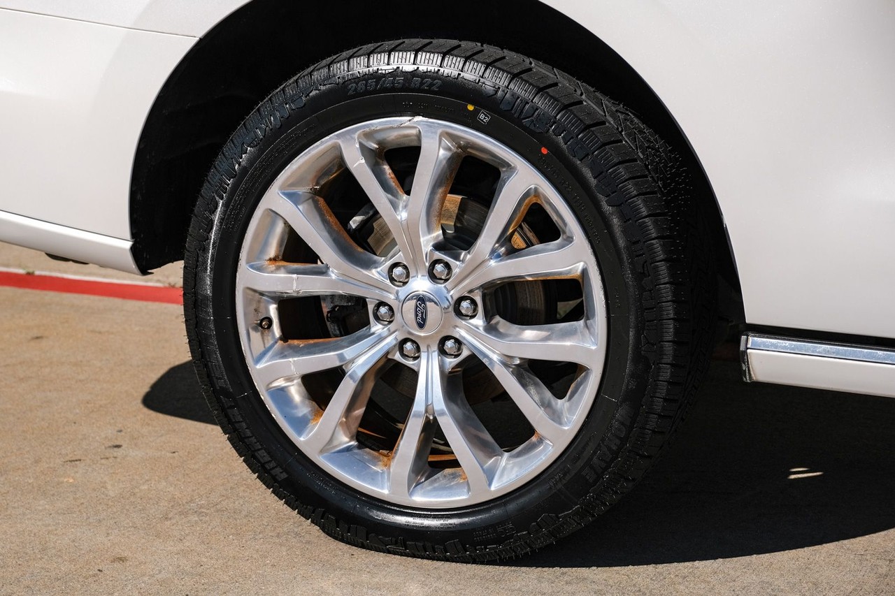 Ford Expedition Vehicle Main Gallery Image 54