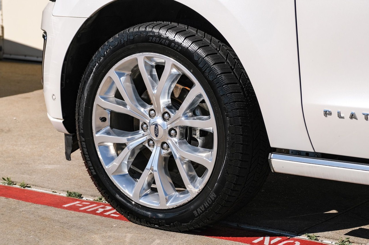 Ford Expedition Vehicle Main Gallery Image 56