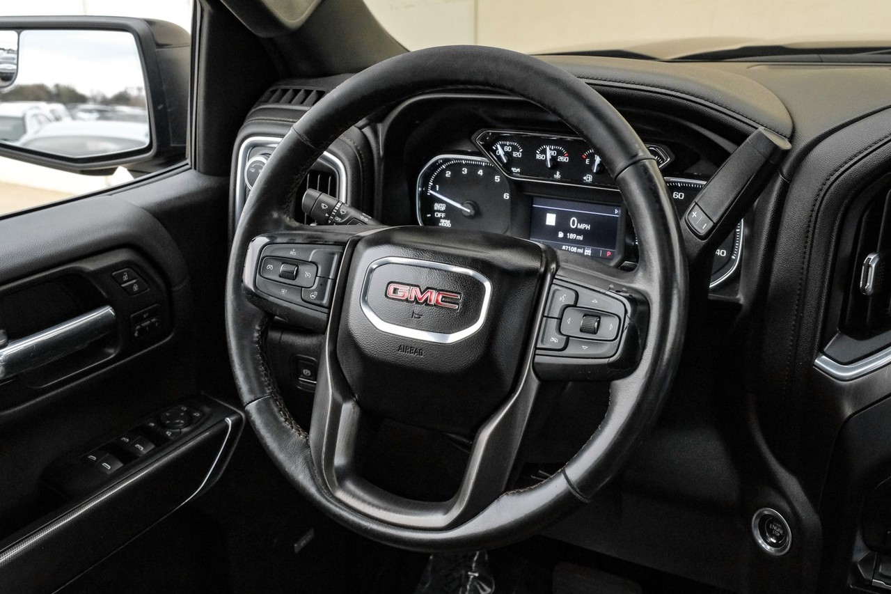 GMC Sierra 1500 Vehicle Main Gallery Image 17