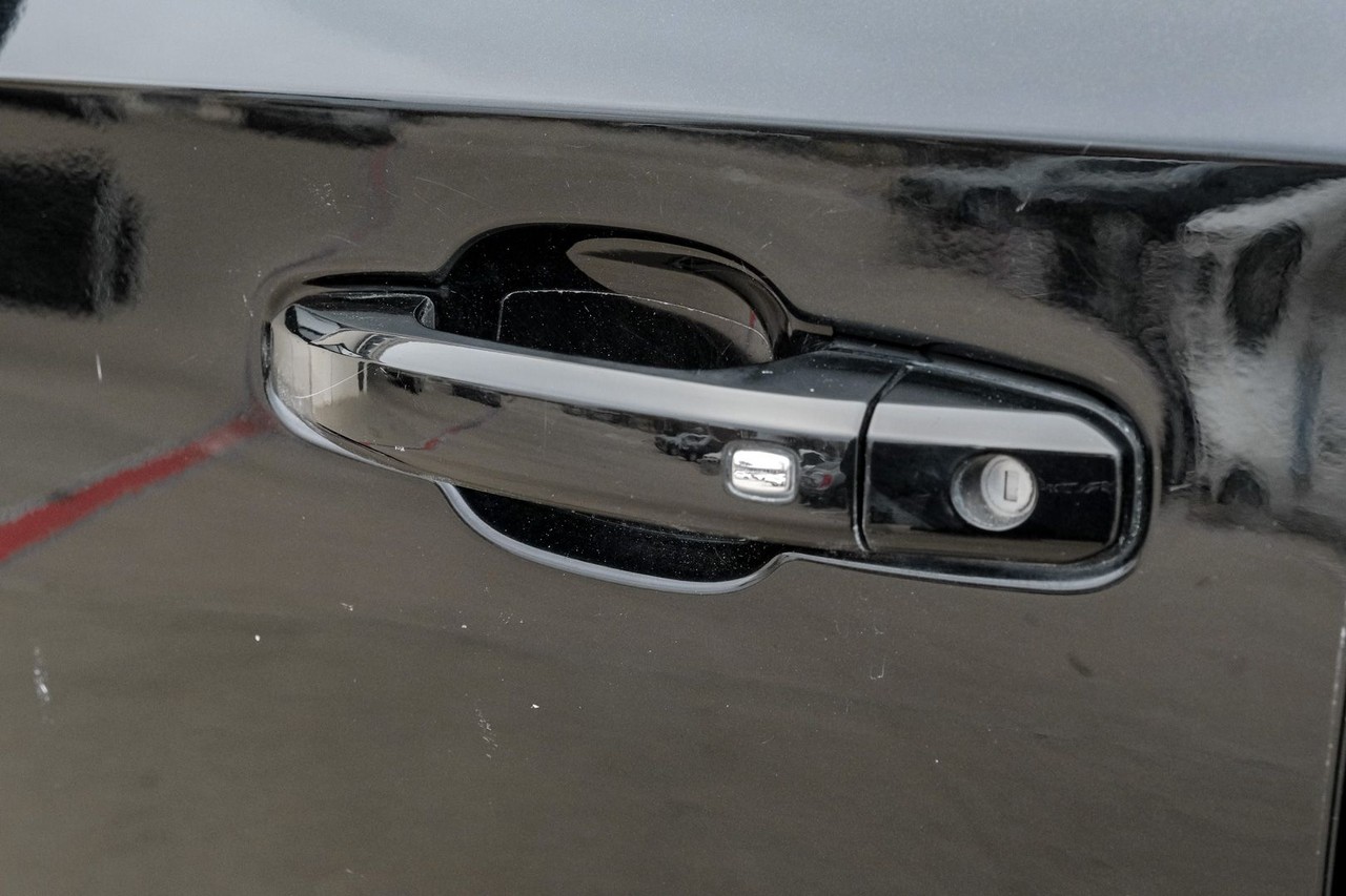 GMC Sierra 1500 Vehicle Main Gallery Image 47