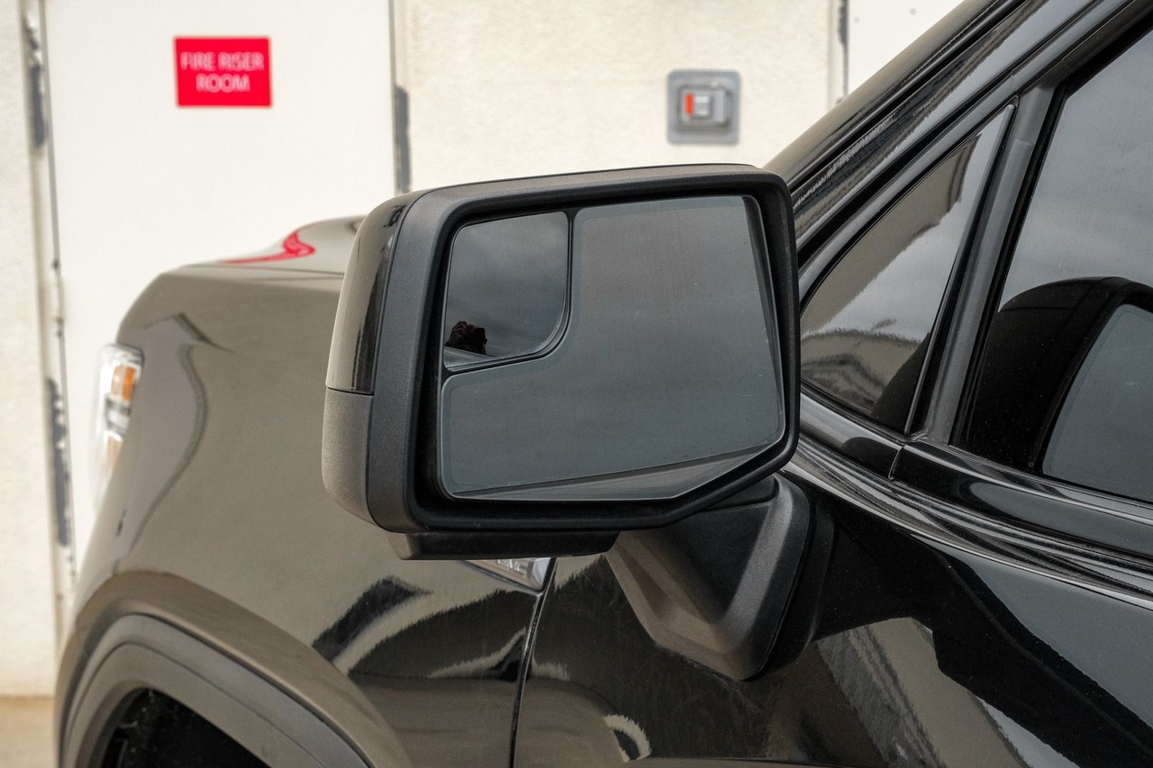 GMC Sierra 1500 Vehicle Main Gallery Image 48