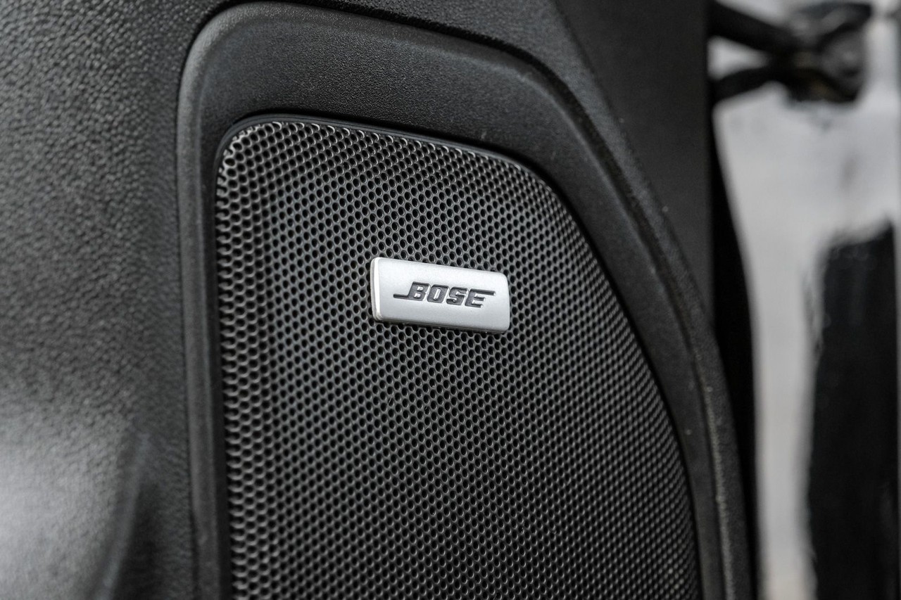 GMC Sierra 1500 Vehicle Main Gallery Image 52