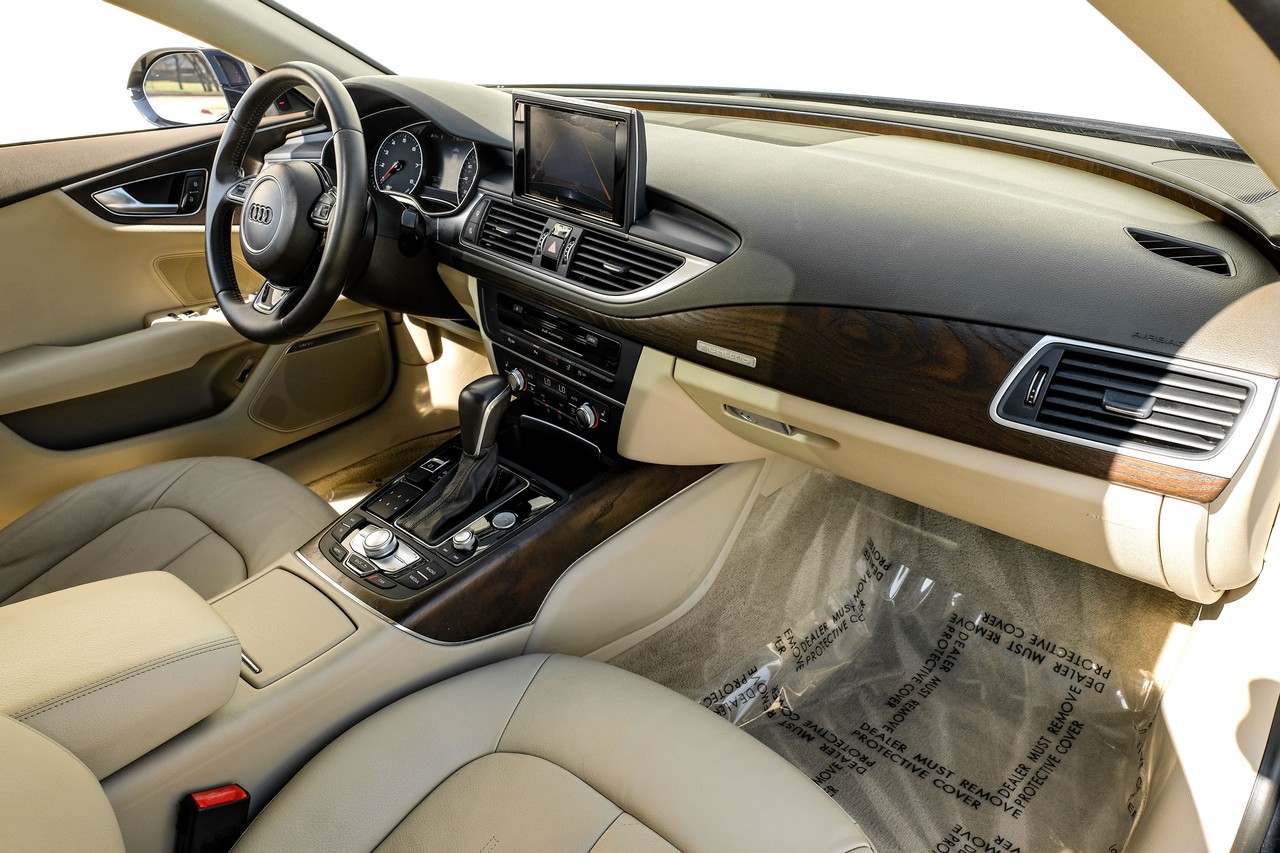 Audi A7 Vehicle Main Gallery Image 13