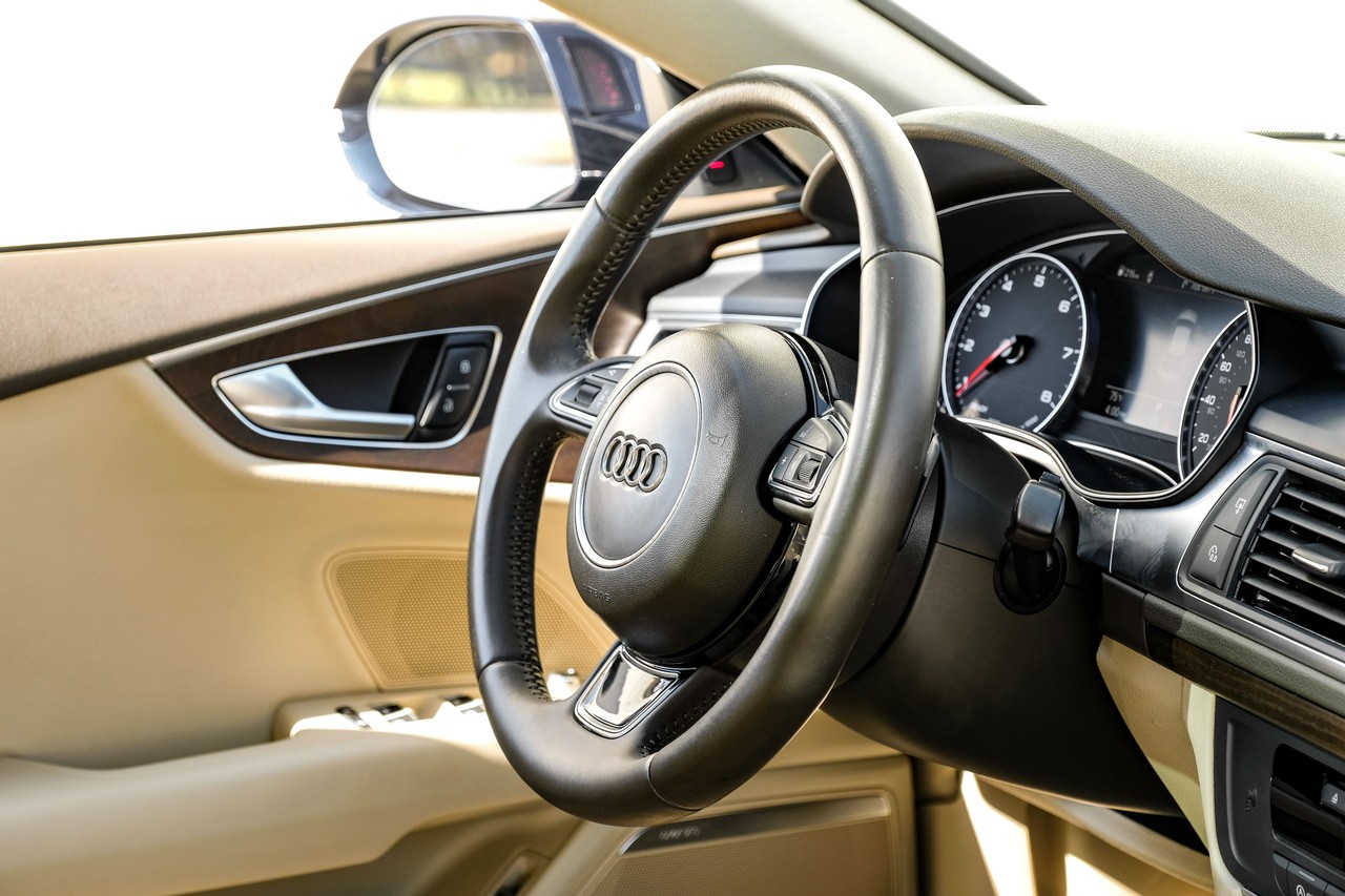 Audi A7 Vehicle Main Gallery Image 14