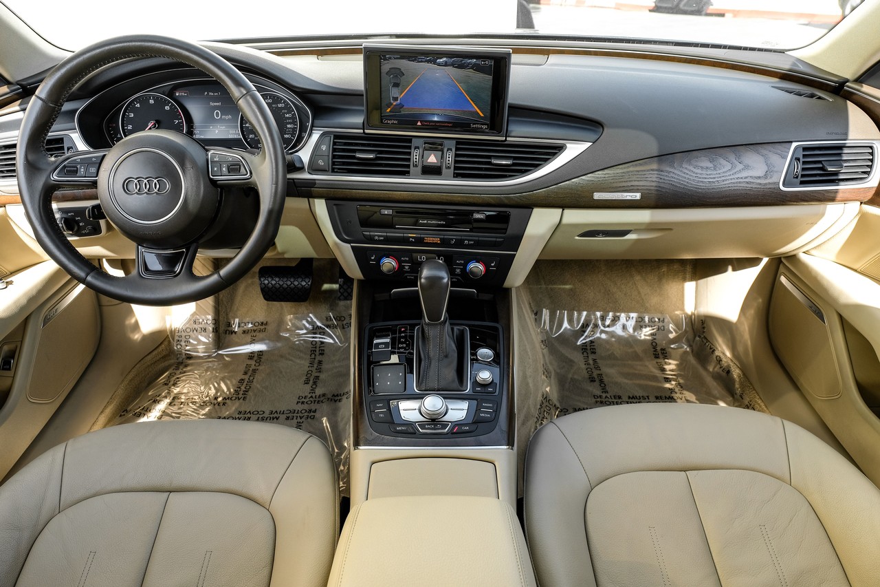 Audi A7 Vehicle Main Gallery Image 15