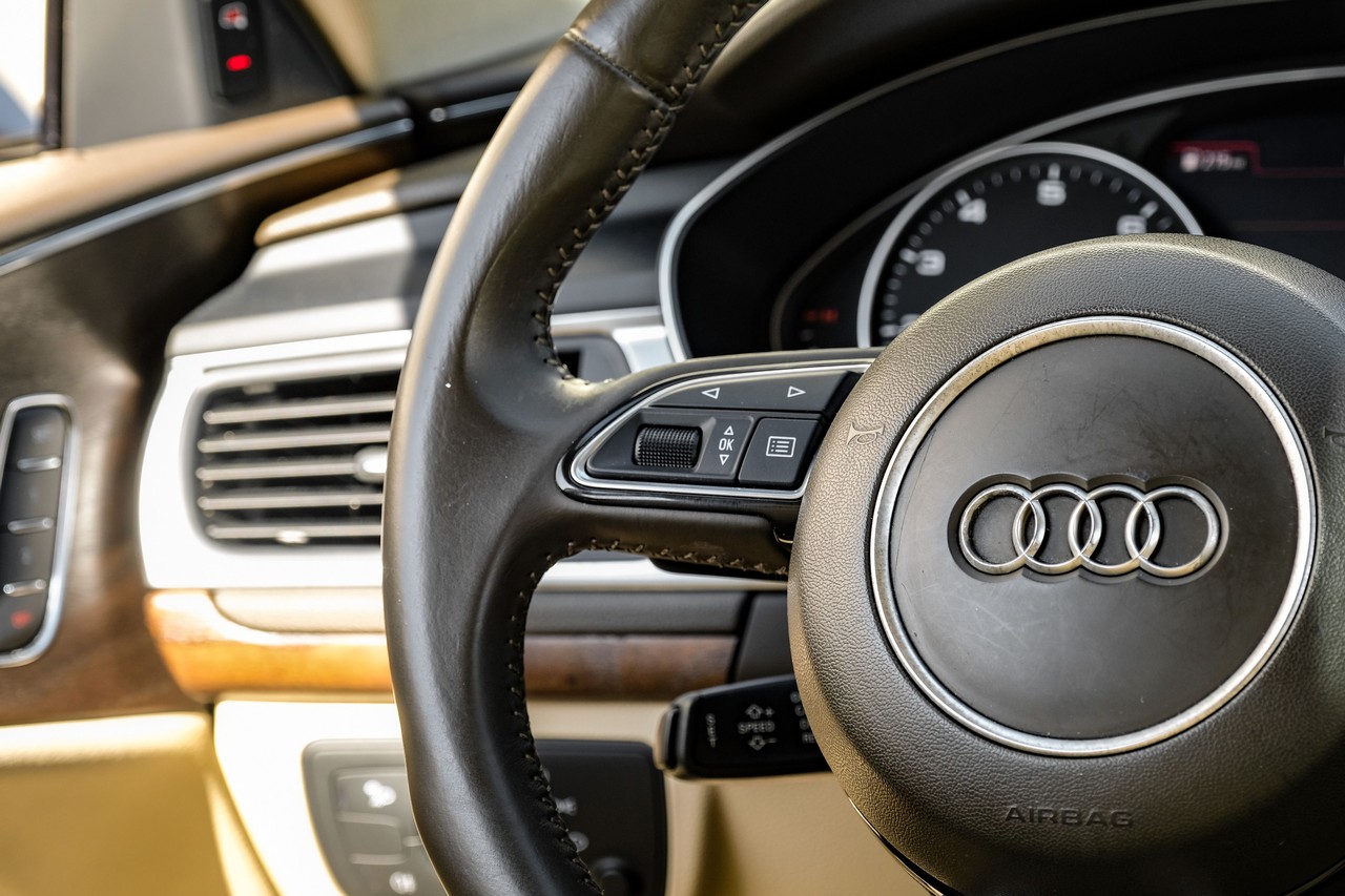 Audi A7 Vehicle Main Gallery Image 18